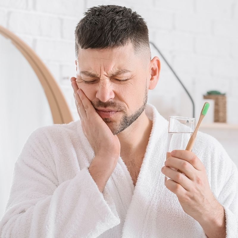 Evde diş çürüğünü temizlemek